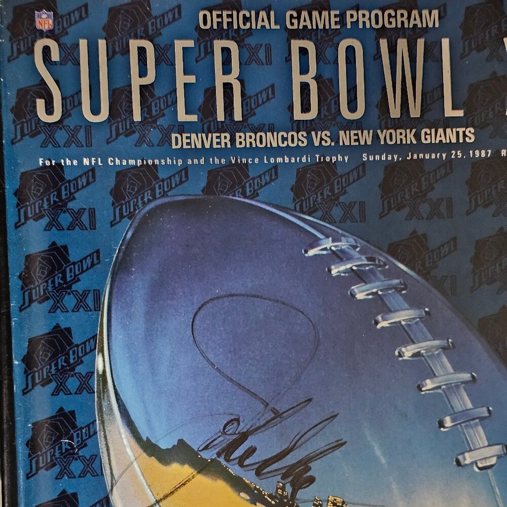 Elway Super bowl 21 program autograph - authentic